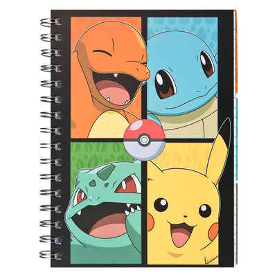 Quaderno sotto copertura con 3 schede pokemon