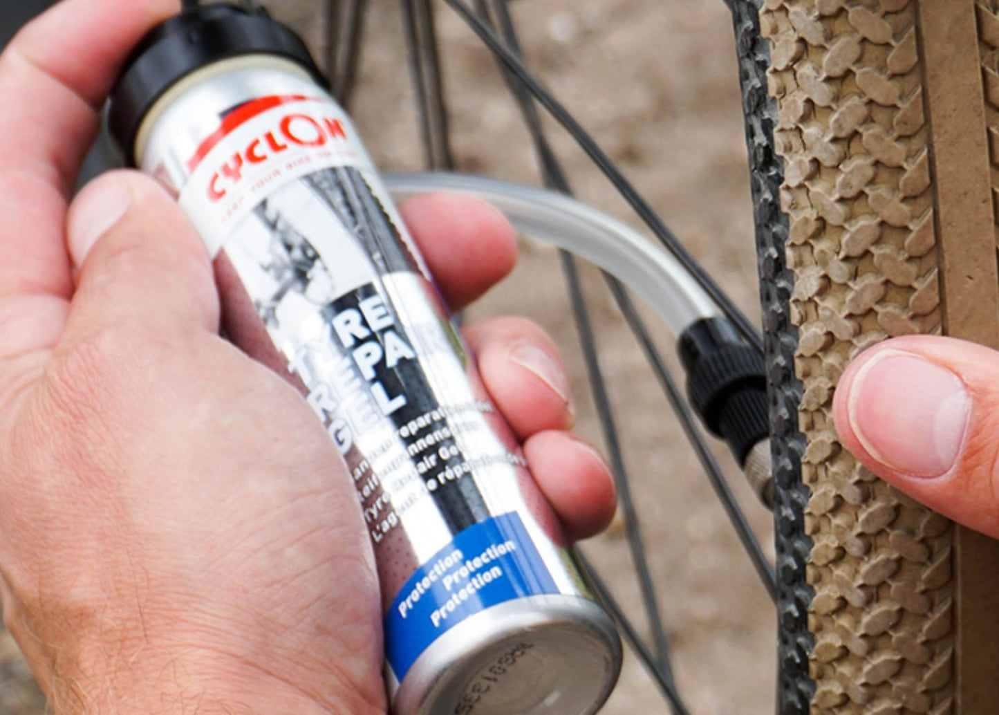 Gel de reparación de neumáticos Cyclon 75 ml (en embalaje)