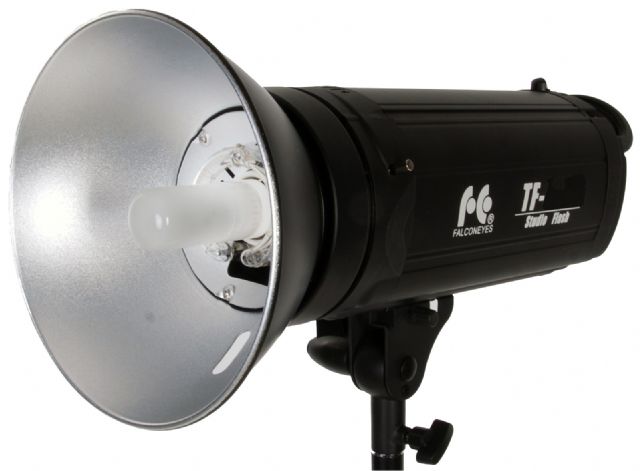 Falcon eyes studioflitsset tfk-2900a