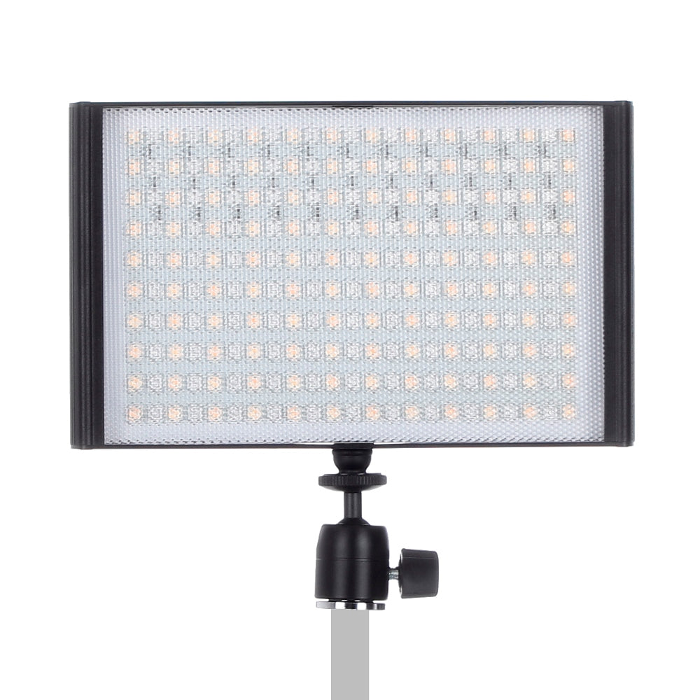 Falcon Eyes RGB LAD SET T8 Incl