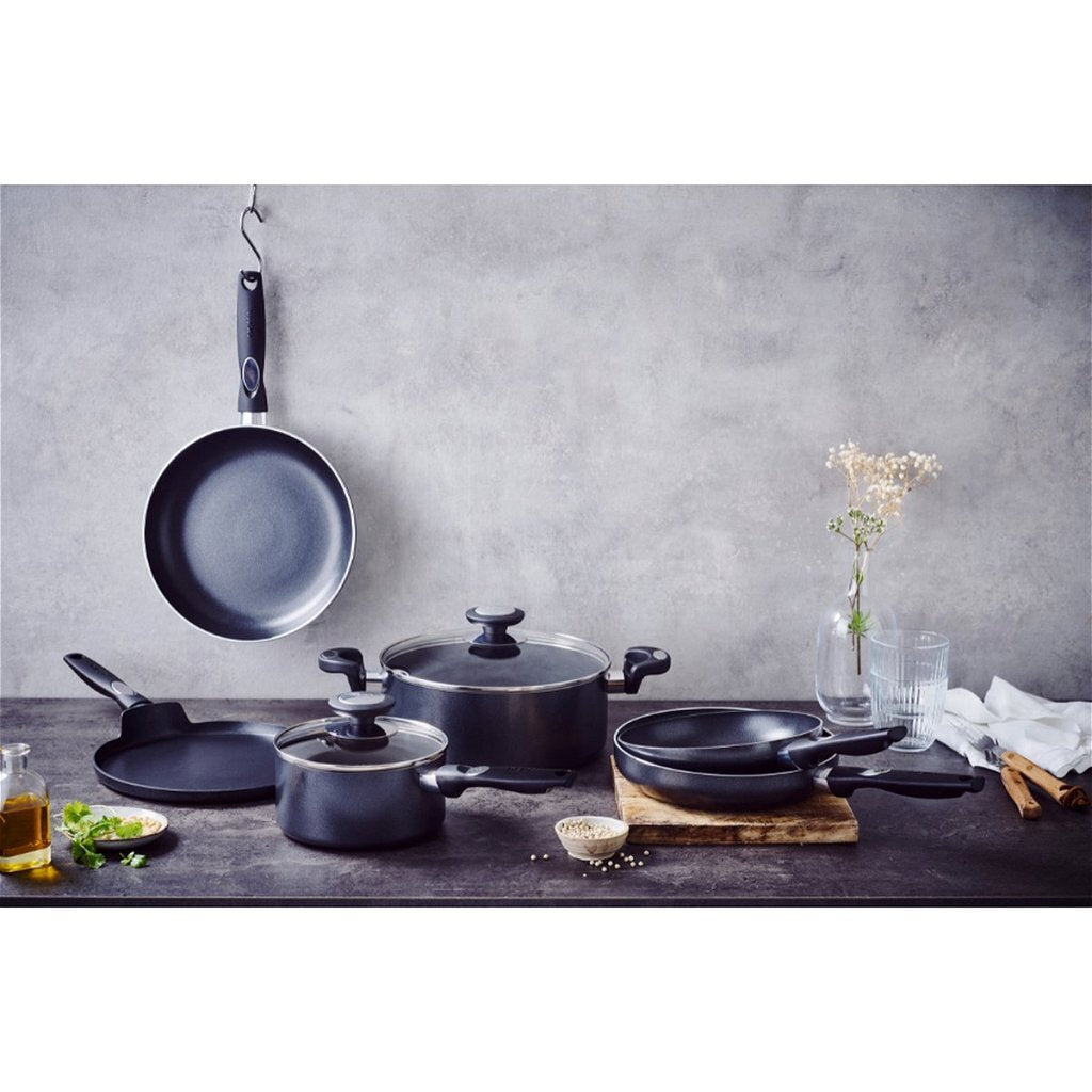 Beka pro induc pancake pan 24 cm