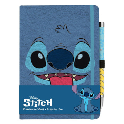 Cuaderno con bolígrafo