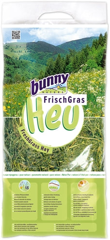 Naturaleza de conejito heno de hierba fresca