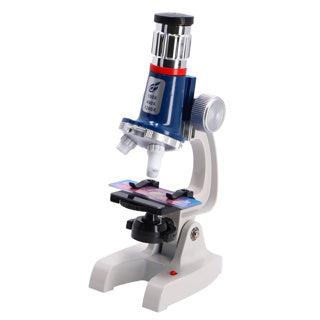 Microscopio di base impostata in valigia