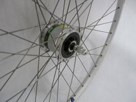 Ruota anteriore 28 (622) ZAC19 Nafdynamo 6V-3W Rollerbrake Zilv