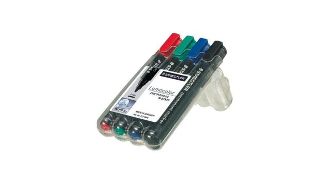 Conjunto de staedtler de 4 marcadores de marcadores permanentes