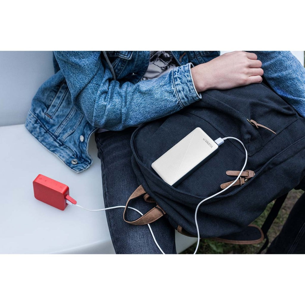 Varta power bank 10.000ma plata + indicación LED USB y USB-C - 3509010