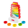 Anelli rotanti Fisher-Price in una torre di impilamento traballante