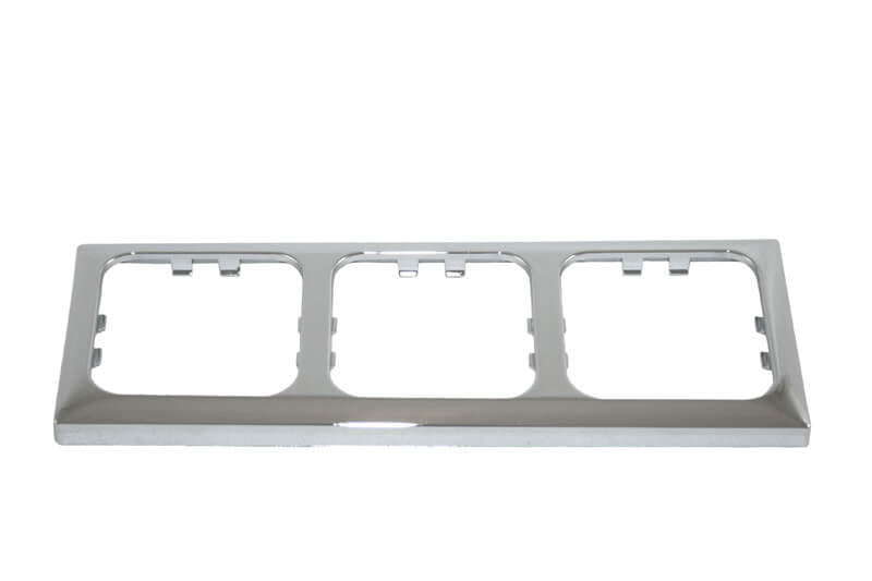Opal cover frame 3-fold chrome