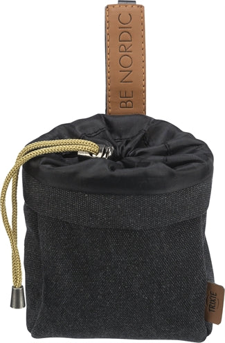 Trixie sea una bolsa de bocadillos nórdicos negros