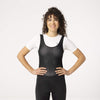 Pantaloncini con bretelle Agu essenziali da donna