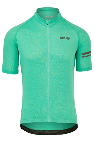 Core camiseta ciclista esencial hombre junto a la piscina verde