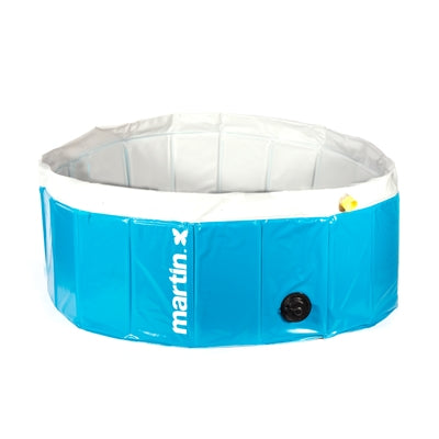 Piscina martin con jet blauw wit