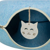 Trixie gioca a ciambella in feltro blu