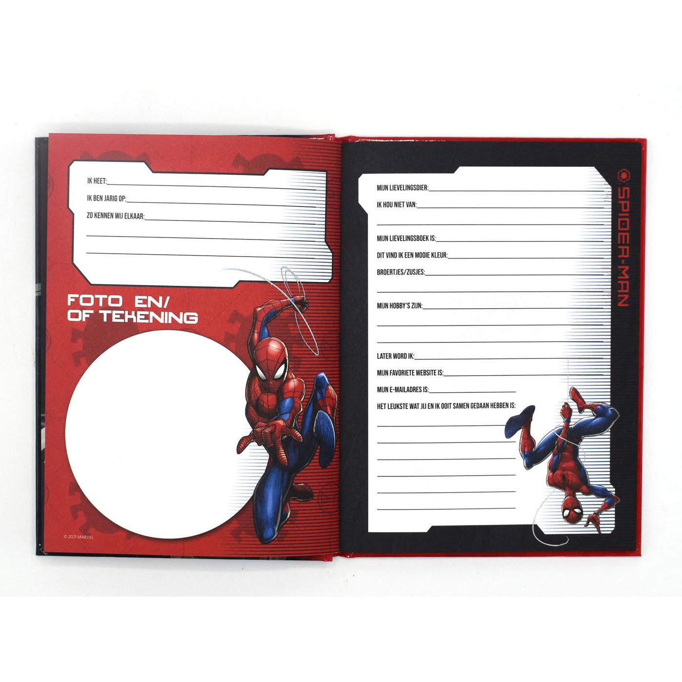 Libro de imágenes de amigos - spiderman