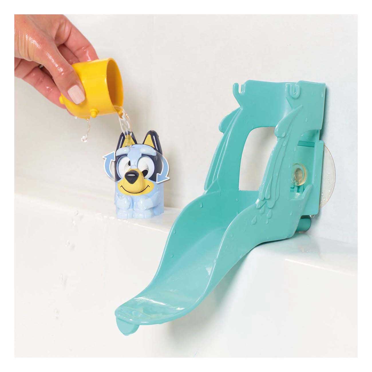 Lo scivolo acquatico di Spectron Bluey