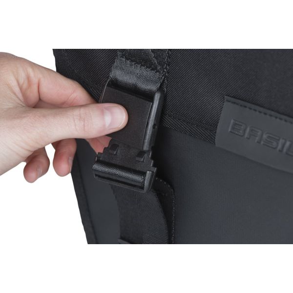 Basil Bicycle bag Double Tour Waterproof Black Mik 28L