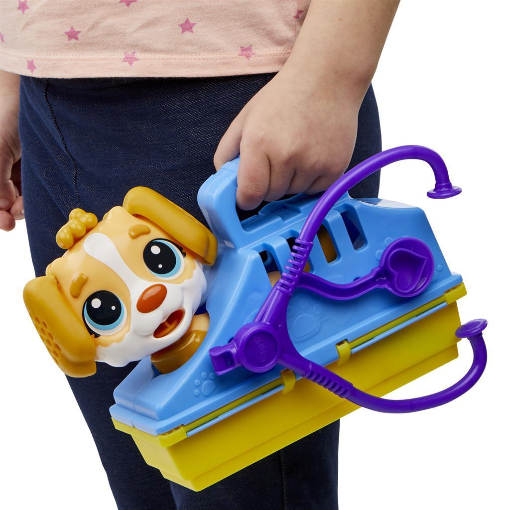 Play -Doh Care N Carry Vet - Clay Play set