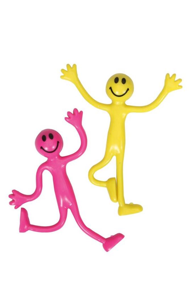 Hombre sonriente flexible. 3+