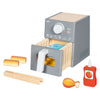 Friggitrice ad aria giocattolo in legno Goki con accessori - 16 pz.