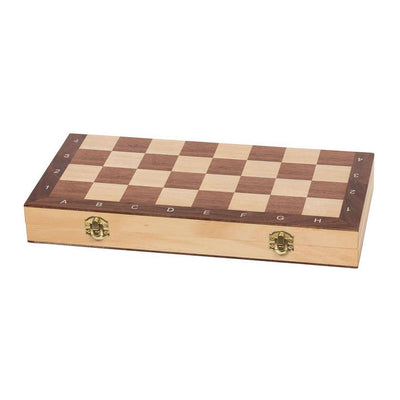 Goki Wooden Chess Game in valigia
