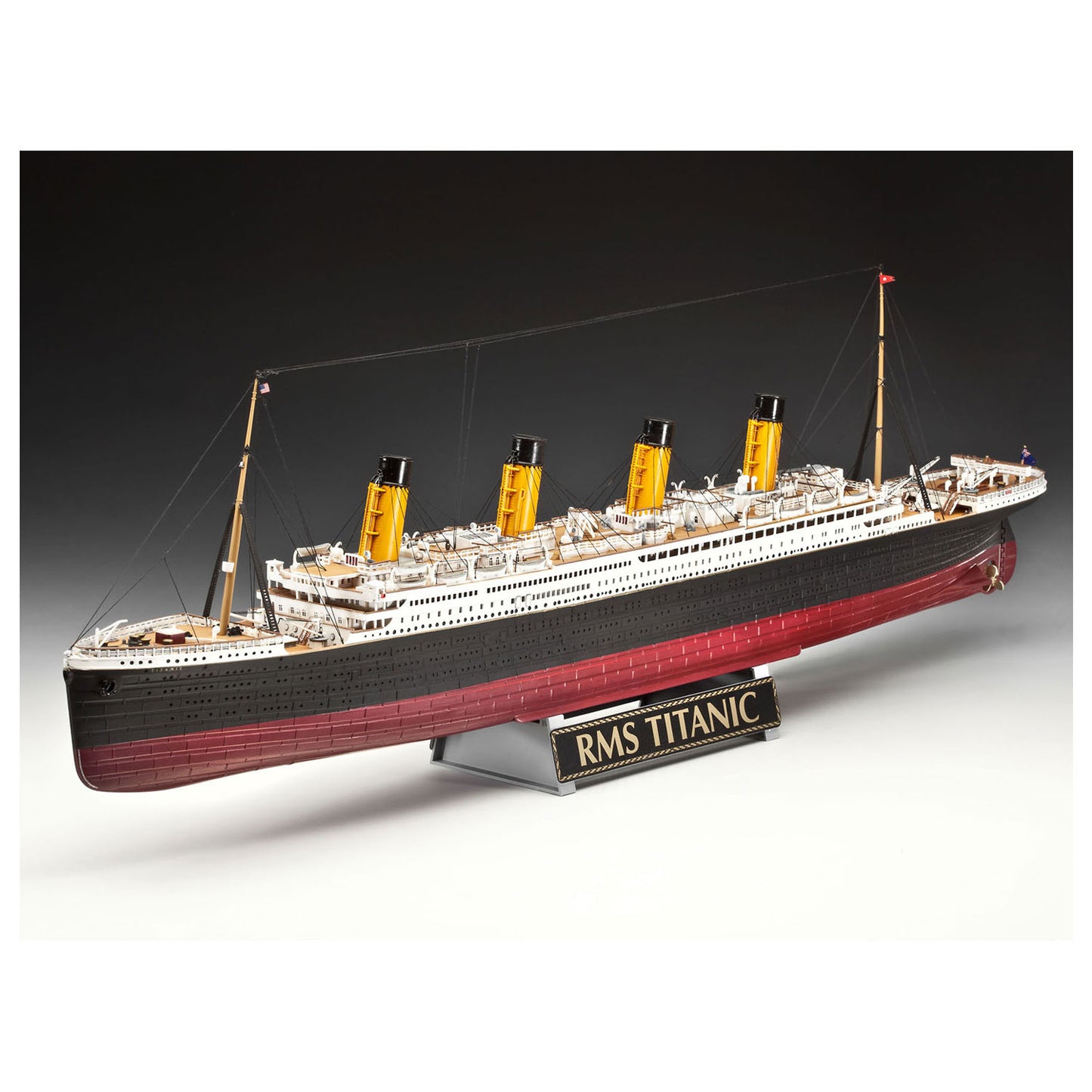 Set regalo Revell 100 anni Titanic