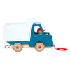 Figura de caminata de madera pequeña buikwrachtwagen