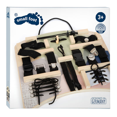 Small Foot Wooden Activity plate Locking and connections
