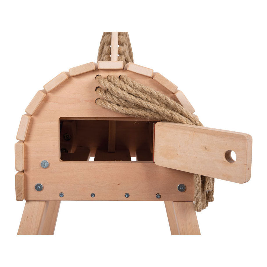 Cavallo di legno a piede piccolo compatto