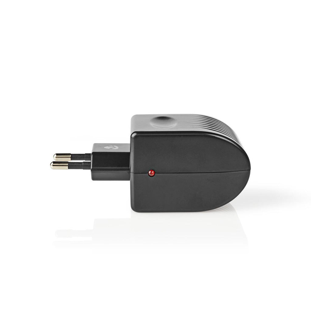 Nedis WACA12V Adaptador de nutrición CAR