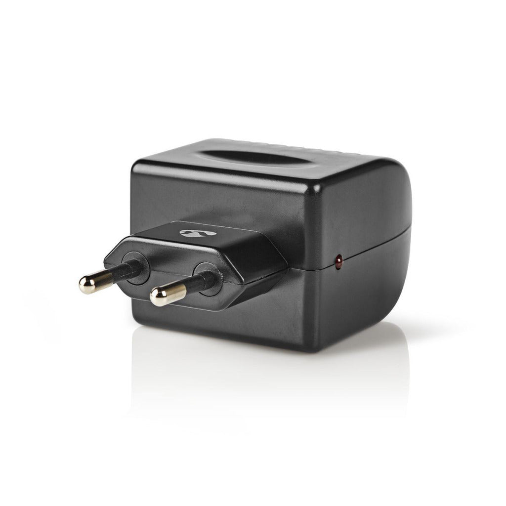Nedis WACA12V Adaptador de nutrición CAR