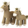 Egmont abraza al caballo Henry. 17cm. 0