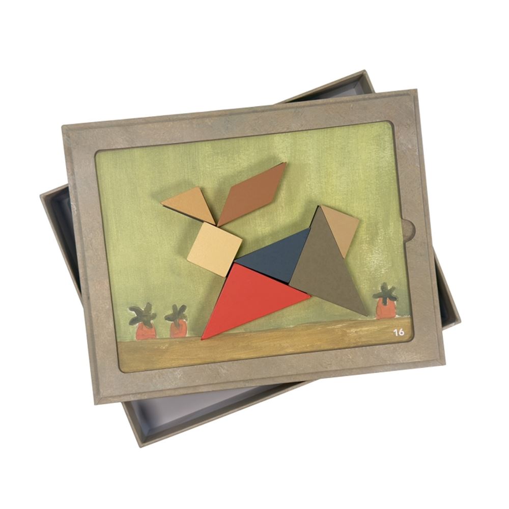 Egmont magnetic game tangram. 23x18x4