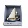 Egmont malo de kat in een boot. 18x18x8