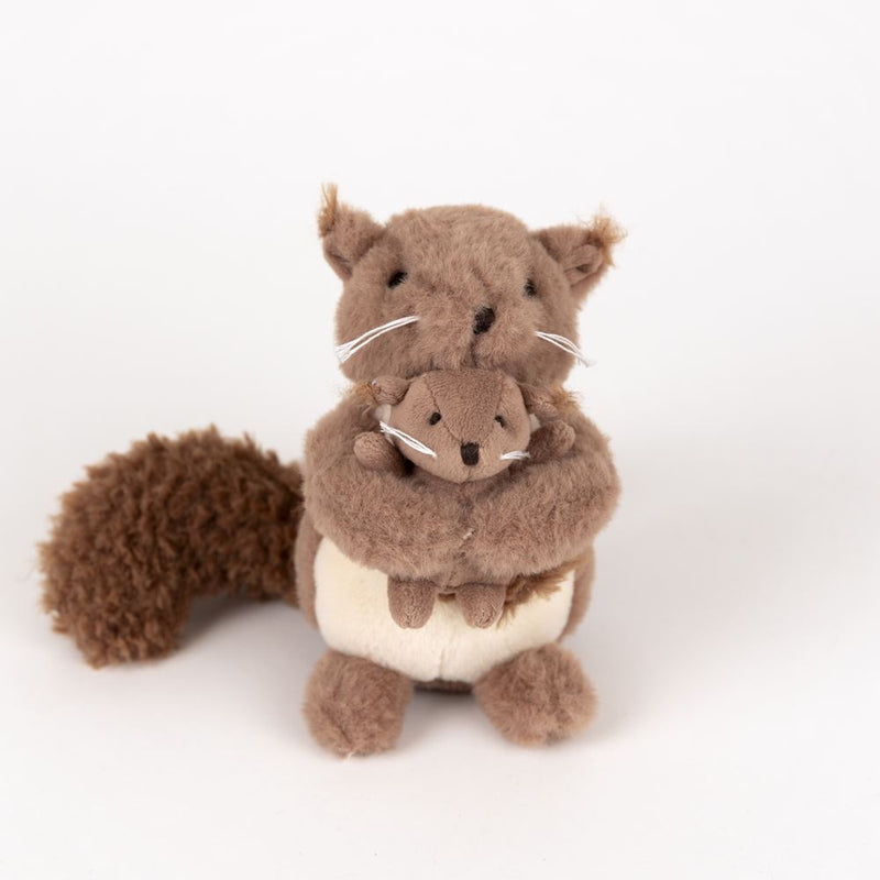 Ardilla de peluche Egmont con bebé. 15x15x