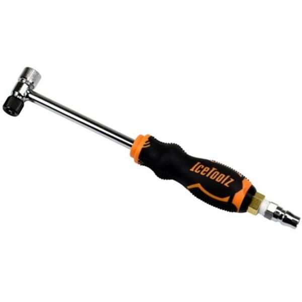 Mango del compresor ICETOOLZ con acceso directo al euro