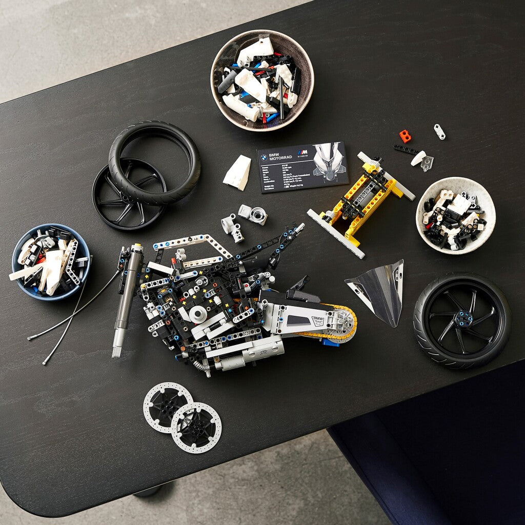 LEGO LEGO Technic 42130 BMW 1000 RR