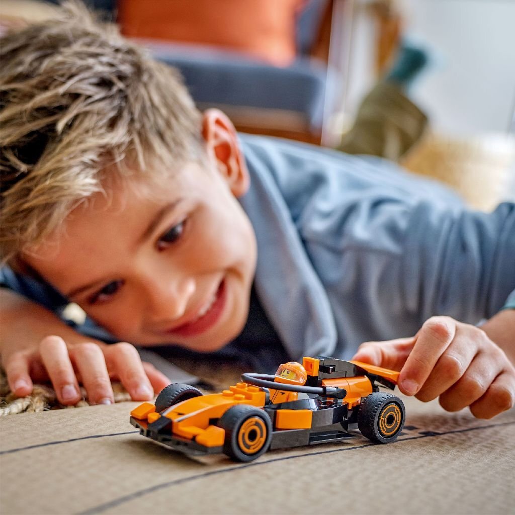 LEGO LEGO CITY 60442 F1 Driver con McLaren Racing Car