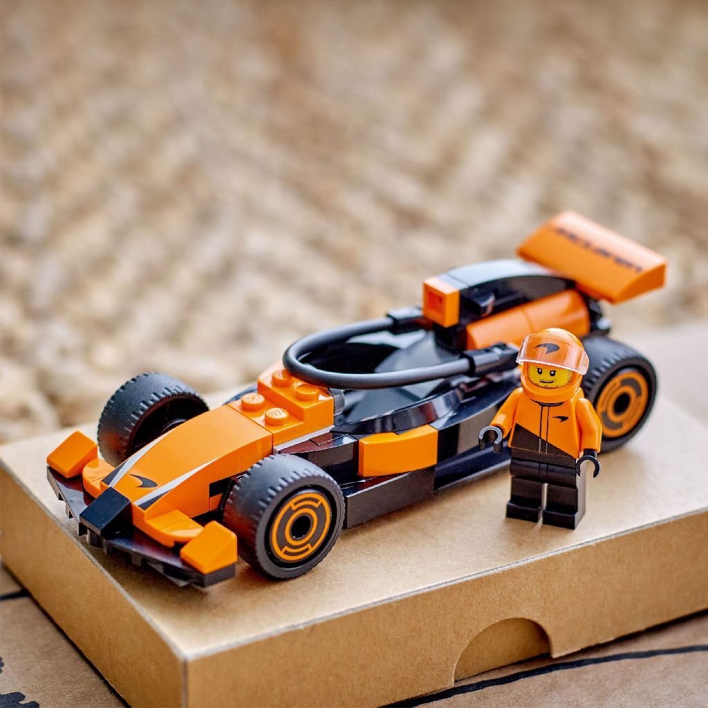 LEGO LEGO CITY 60442 F1 Driver con McLaren Racing Car