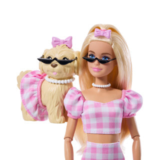Il favoloso gemellaggio tra Barbie e fashionsta sembra un fiocco