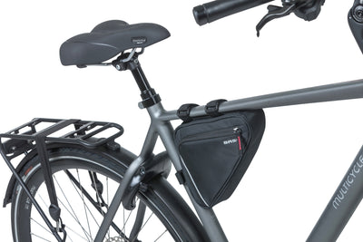 Basil Sport Design frametas M - zwarte fietstas - 1,7L - waterafstotend - klittenbandbevestiging
