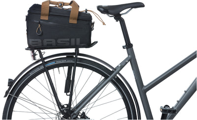 Basil Miles Trunkbag - Borsa per il comportamento del bagaglio - Unisex - Bicycles - Nero