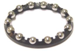 Sturmeyarcher tiene 438 anillo de bolas a la derecha