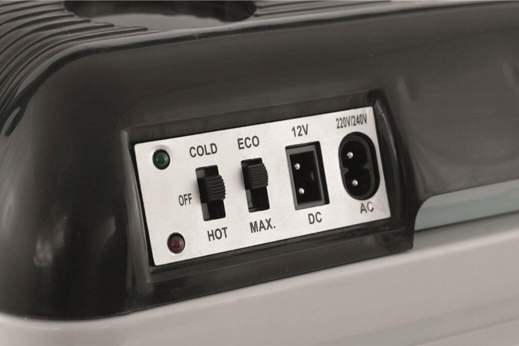 Easy Camp Chilly cool box 12V 230V