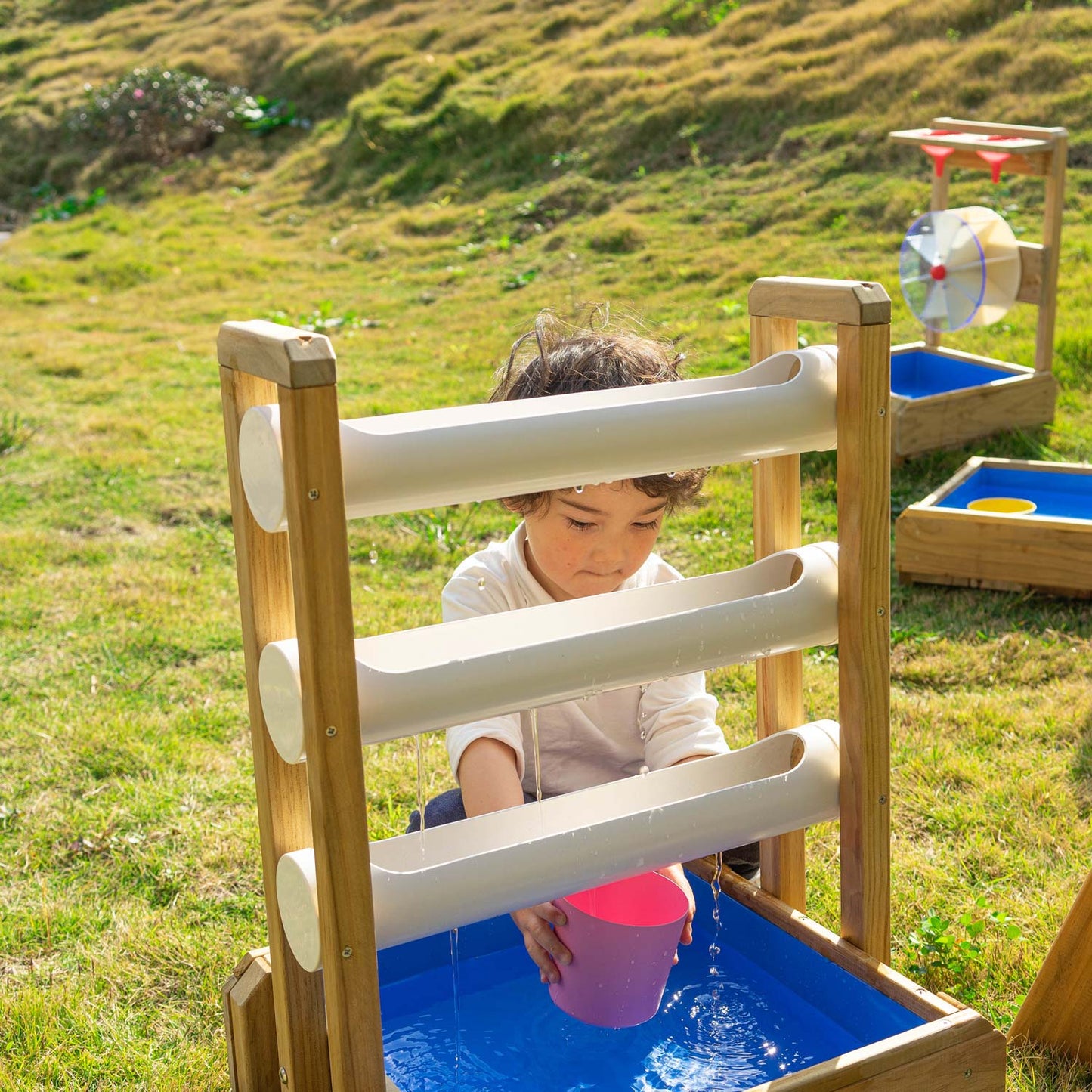 World World World World World Water Play Table Waterfall