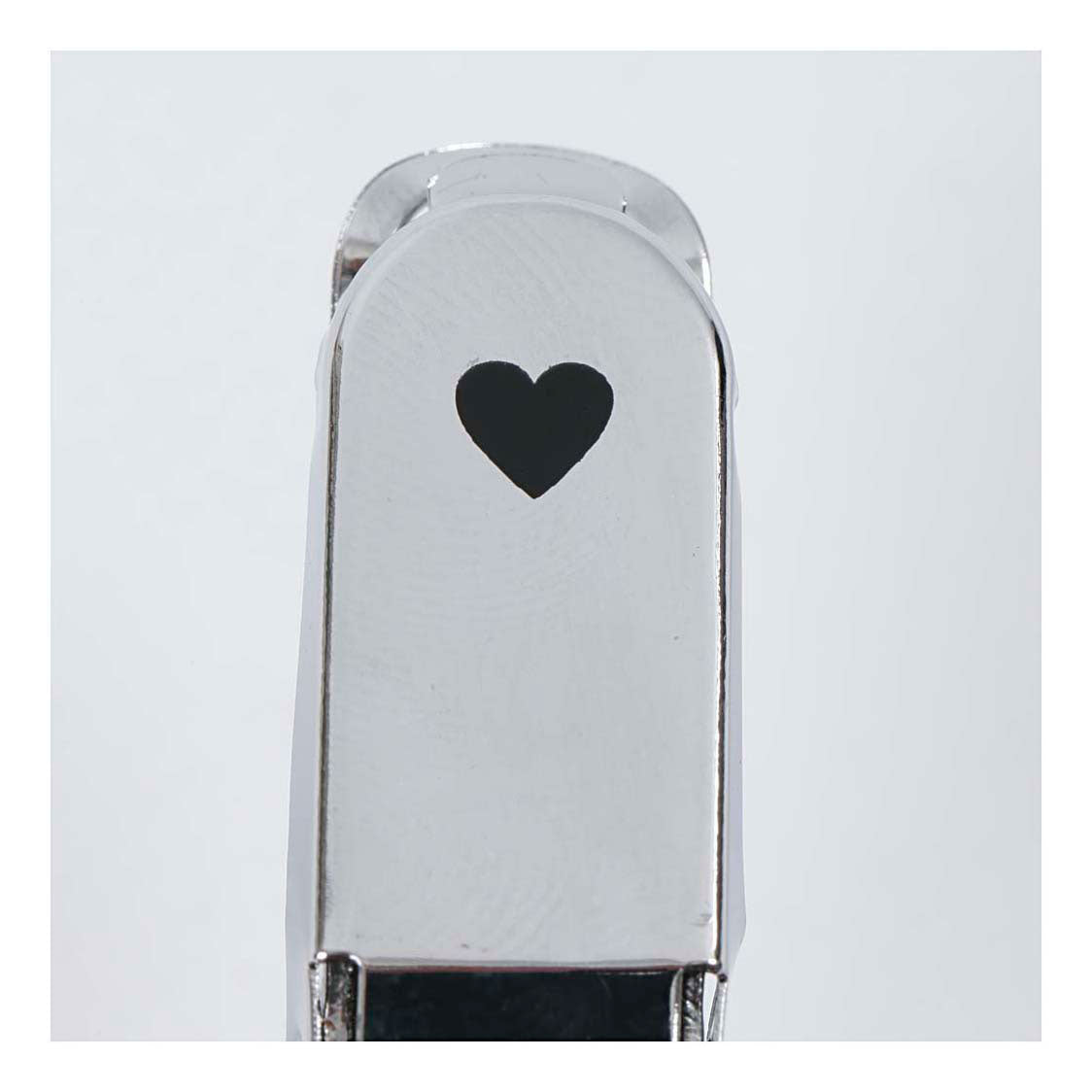 Fiskars hand pons, heart, hole size 5 mm, 1 piece