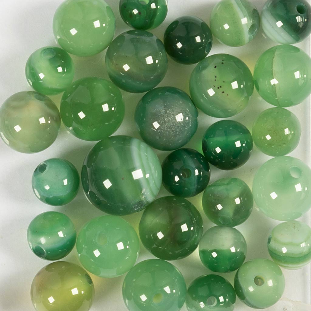 Perle di agata della Creative Company, d 13+15 mm, dimensione del buco 0,9-1 mm, ca. 28 pezzi, verde brillante, 28 pezzi 1 scatola
