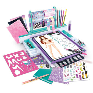 Fashion designer studio assorti