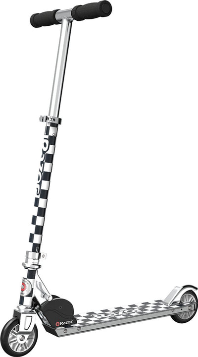 Step a checked out - black white razor (13073086)