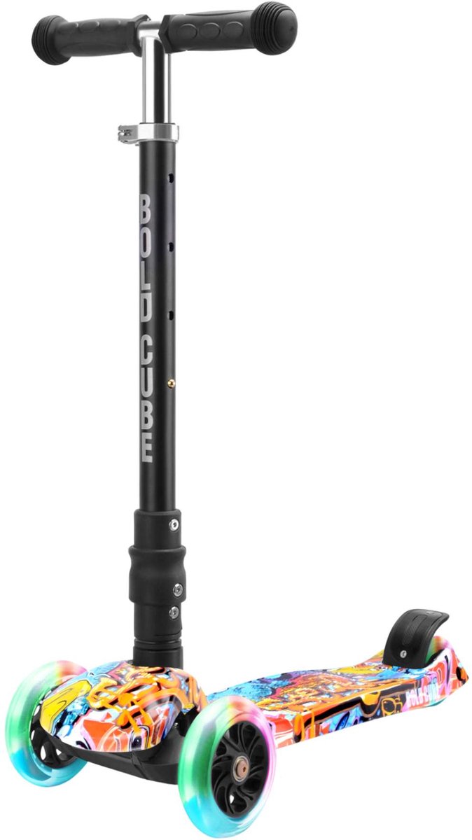 Boldcube big three-wheel scooter - graffiti